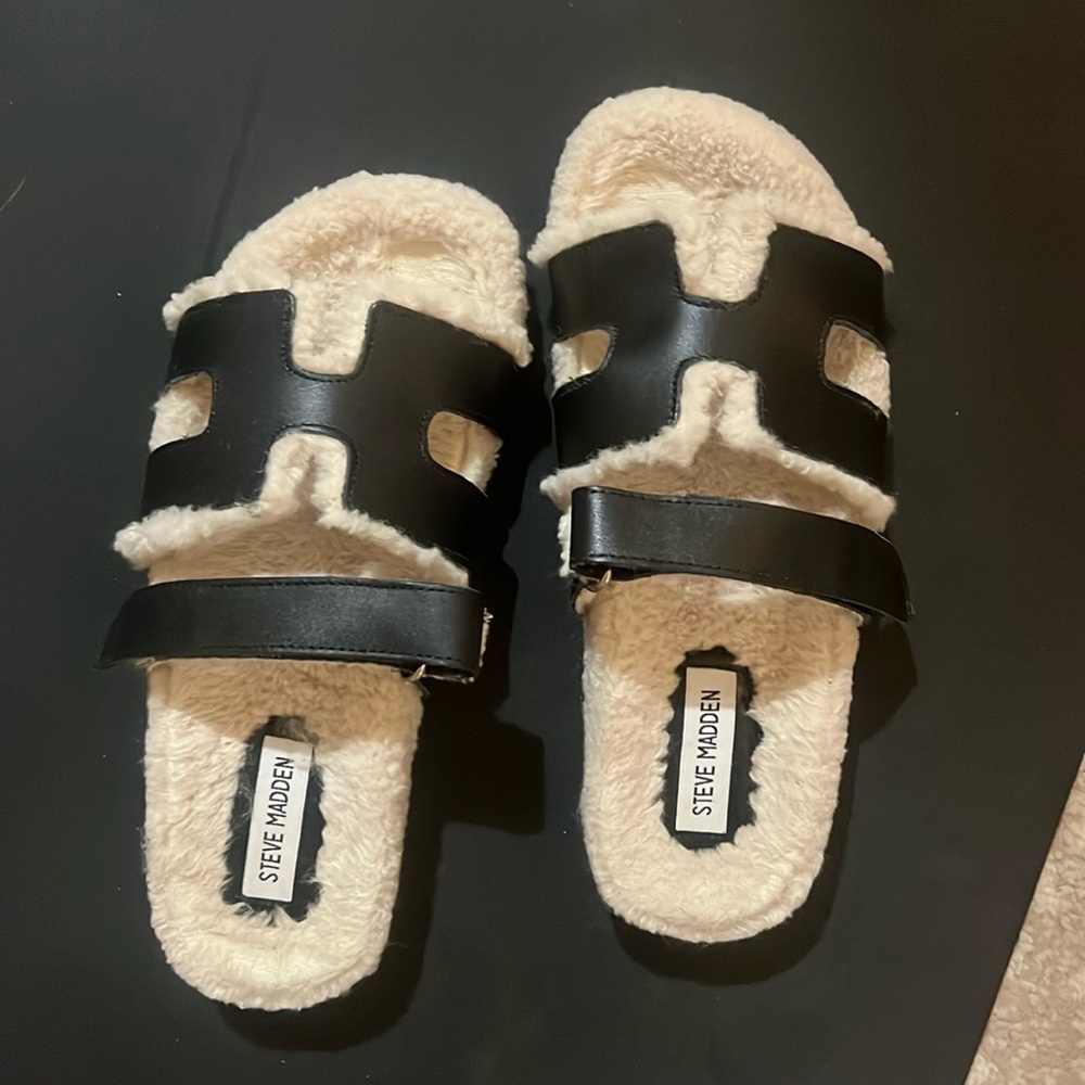 Steve Madden Mayven black leather slide sandals